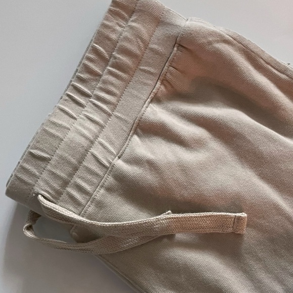 Pact • NWT Women’s Nickel Roam Travel Wide Leg Pants - Picture 3 of 7